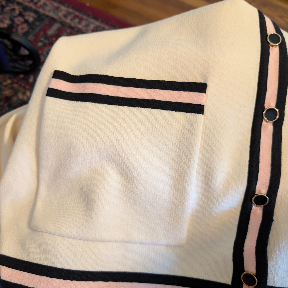 Anne Klein Cream Sweater with Black and Pink Accents, L, XL, EUC, Classic Luxury - Picture 5 of 10